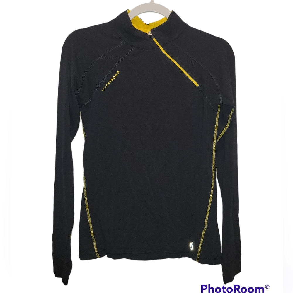 3/$20❤️Tasc LIVESTRONG pullover long sleeve asymmetrical zipper small